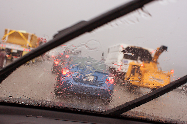 hydroplane car accident